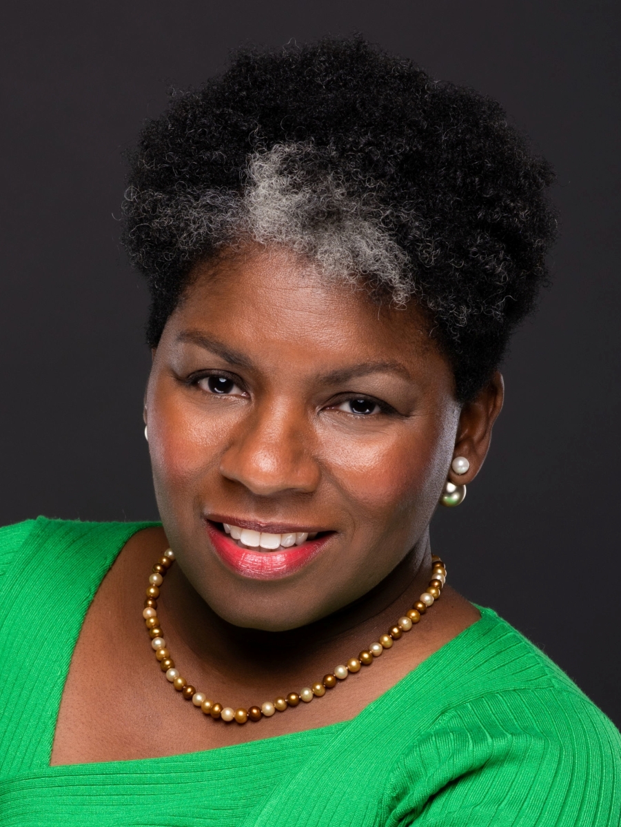 Headshot of Bianca Williams